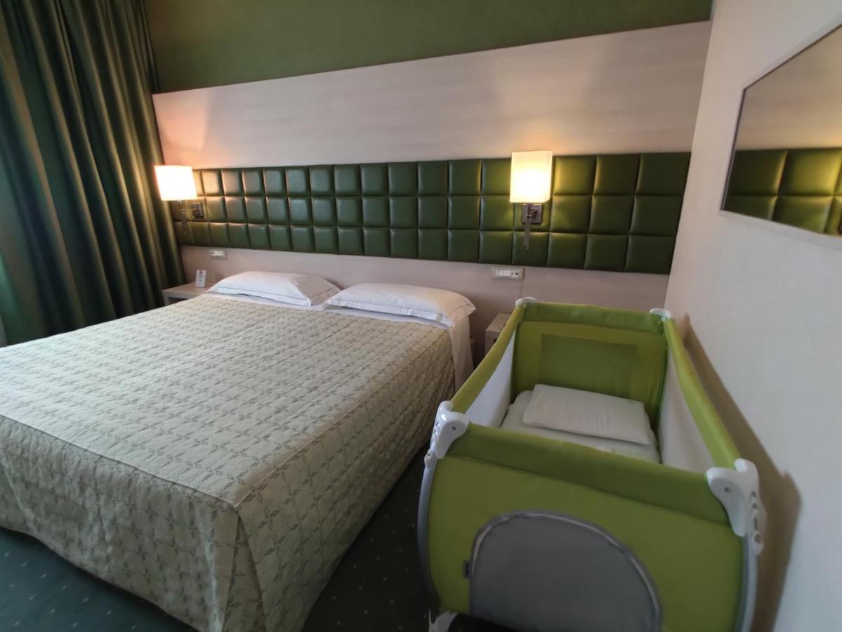 Guglielmotel ブレンバーテ エクステリア 写真