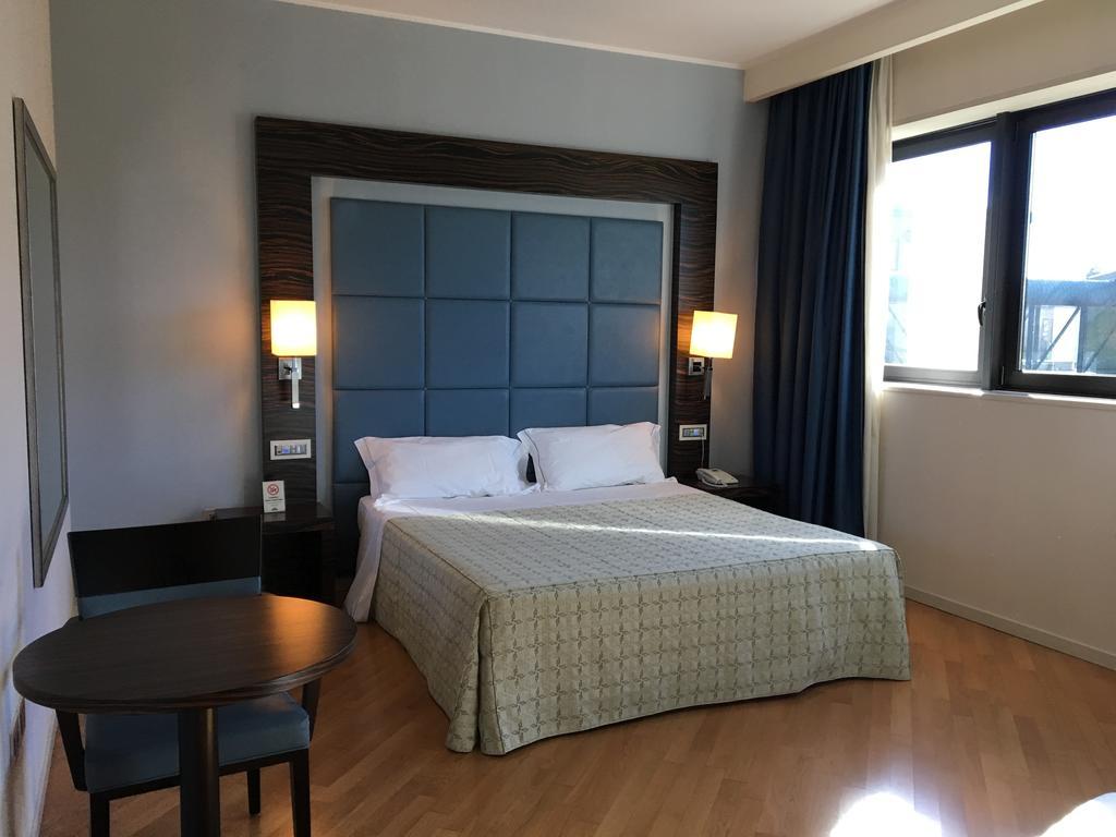 Guglielmotel ブレンバーテ エクステリア 写真