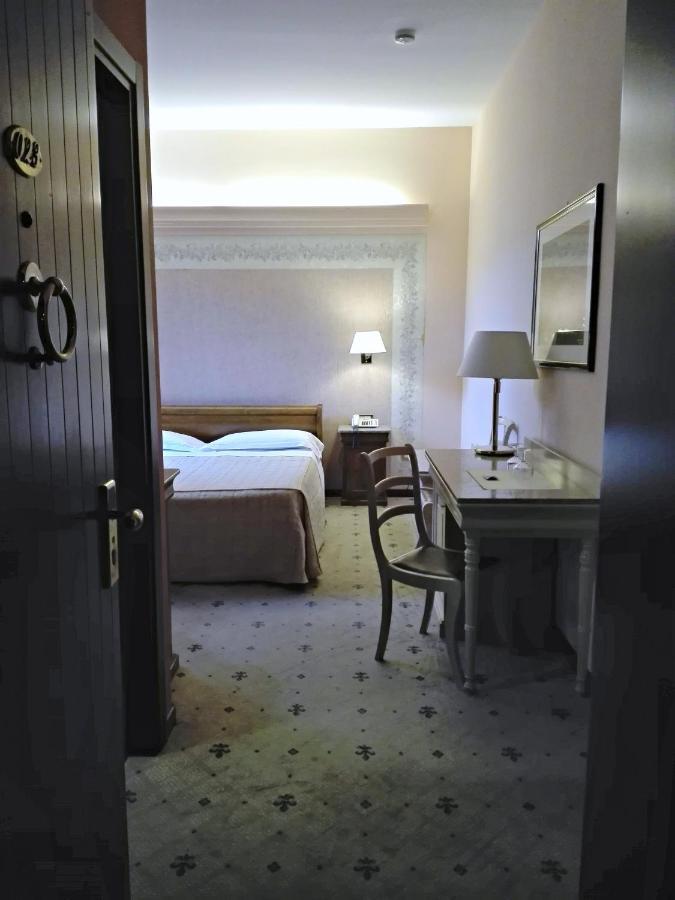 Guglielmotel ブレンバーテ エクステリア 写真