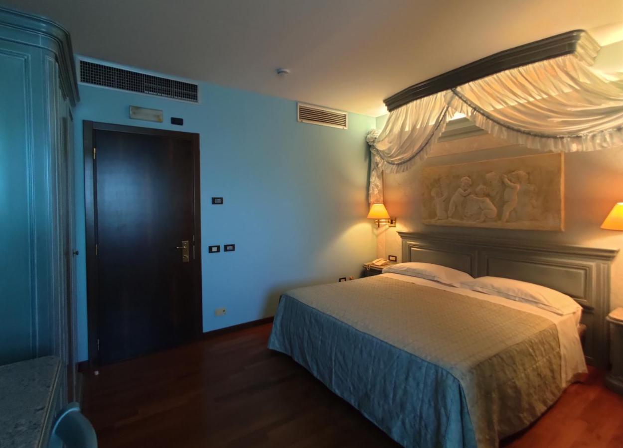 Guglielmotel ブレンバーテ エクステリア 写真